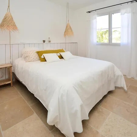 Gorgeous In With Kitchen * Serignan