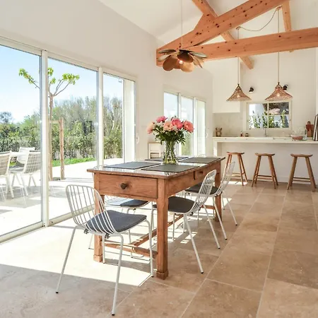 Gorgeous In With Kitchen